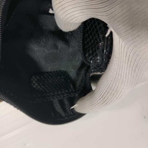 Michael Kors Cosmetic Bag Limited Edition - Picture 6 of 6